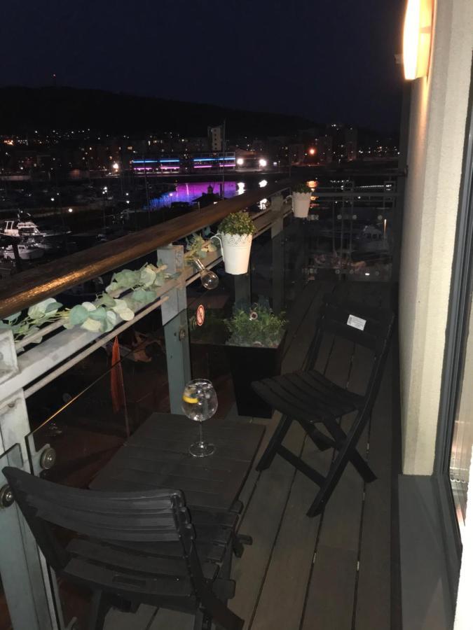 Swansea Bay, Marina & Arena View Mins To Beach & City Exterior photo