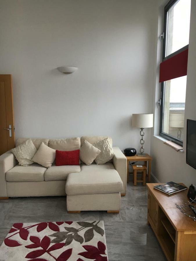 Swansea Bay, Marina & Arena View Mins To Beach & City Exterior photo