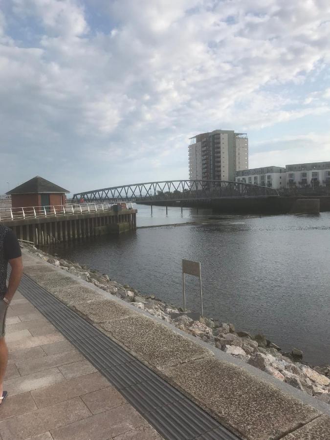 Swansea Bay, Marina & Arena View Mins To Beach & City Exterior photo